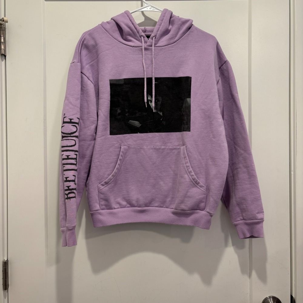 Dumbgood‎ Beetlejuice Lydia Deetz Hoodie Purple Graphic Sweatshirt Medium